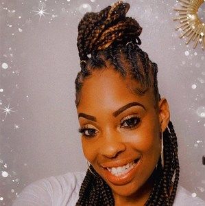 Meet your Posher, Lakisha